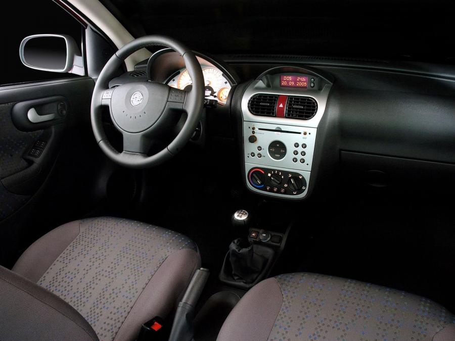  Chevrolet Corsa 5-Door 2002 года  (фото 12 из 16)